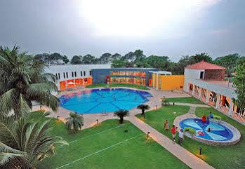 The Ffort Raichak. Hotel Kolkata Exterior photo